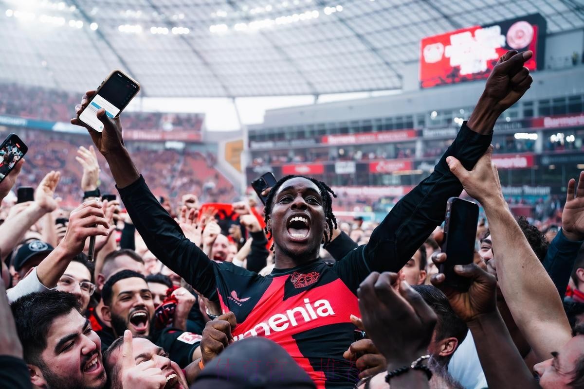 弗林蓬是曼联的首要目标 皇马&拜仁也在关注他